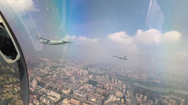 乾鑫配资 独家！国社带你特殊视角感受阅兵震撼现场