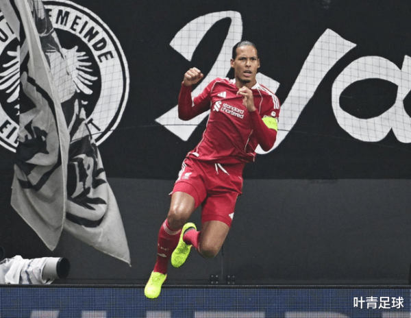 辉煌优配 真领袖! 1-2输曼联 34岁范戴克组织会议: 2天之后欧冠大胜